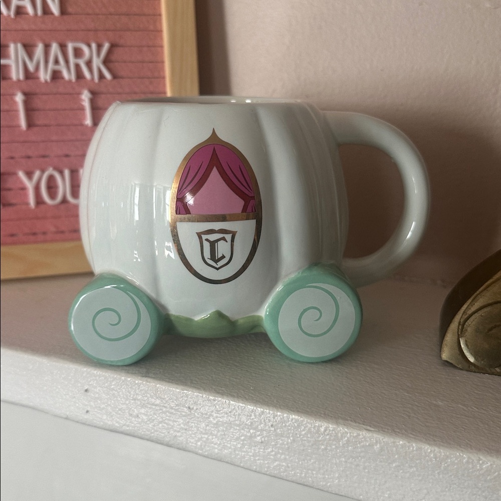 Disney Cinderella's Pumpkin Carriage Mug/Cup with Handle - Picture 4 of 7